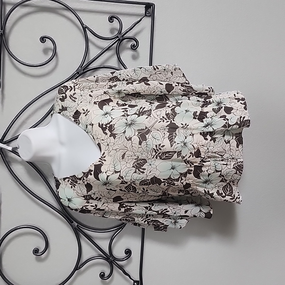 Pretty blouse